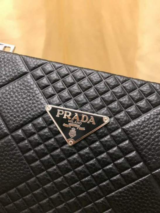 Picture of Prada Wallets _SKUfw238758780fw